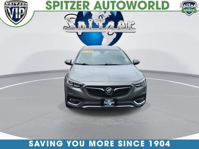 Used 2018 Buick Regal Essence w/ Driver Confidence Package #1 AWD/4WD image 3