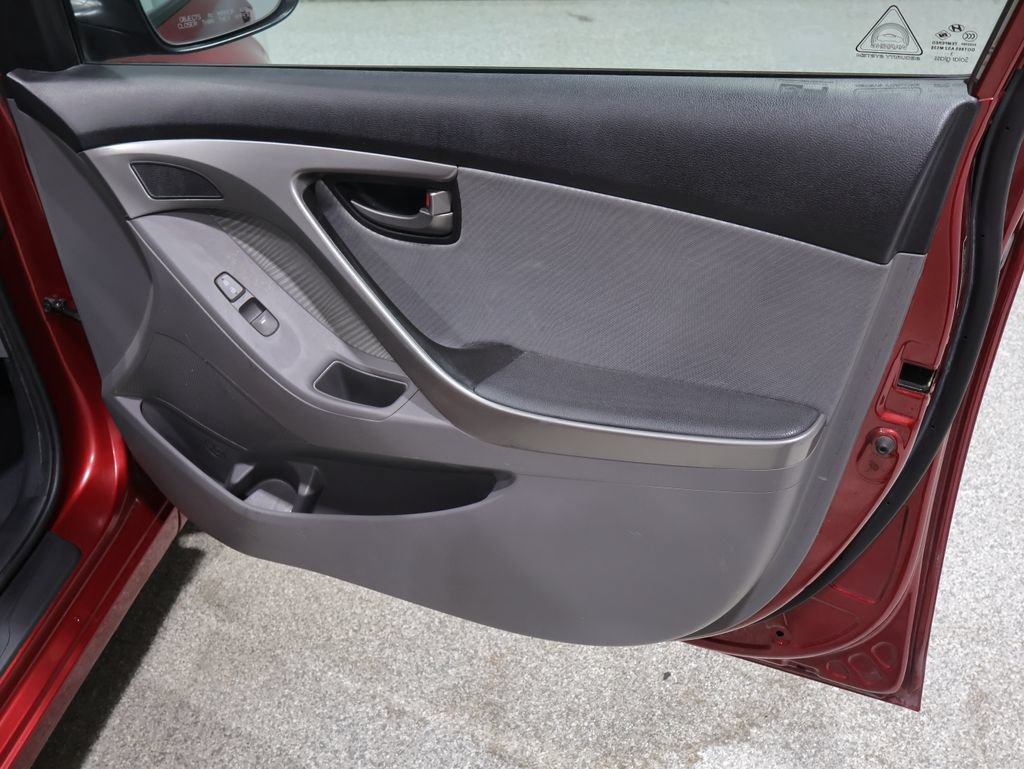 Used 2013 Hyundai Elantra GLS w/ Preferred Pkg FWD image 20