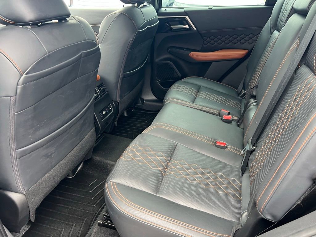 Used 2022 Mitsubishi Outlander SEL image 19