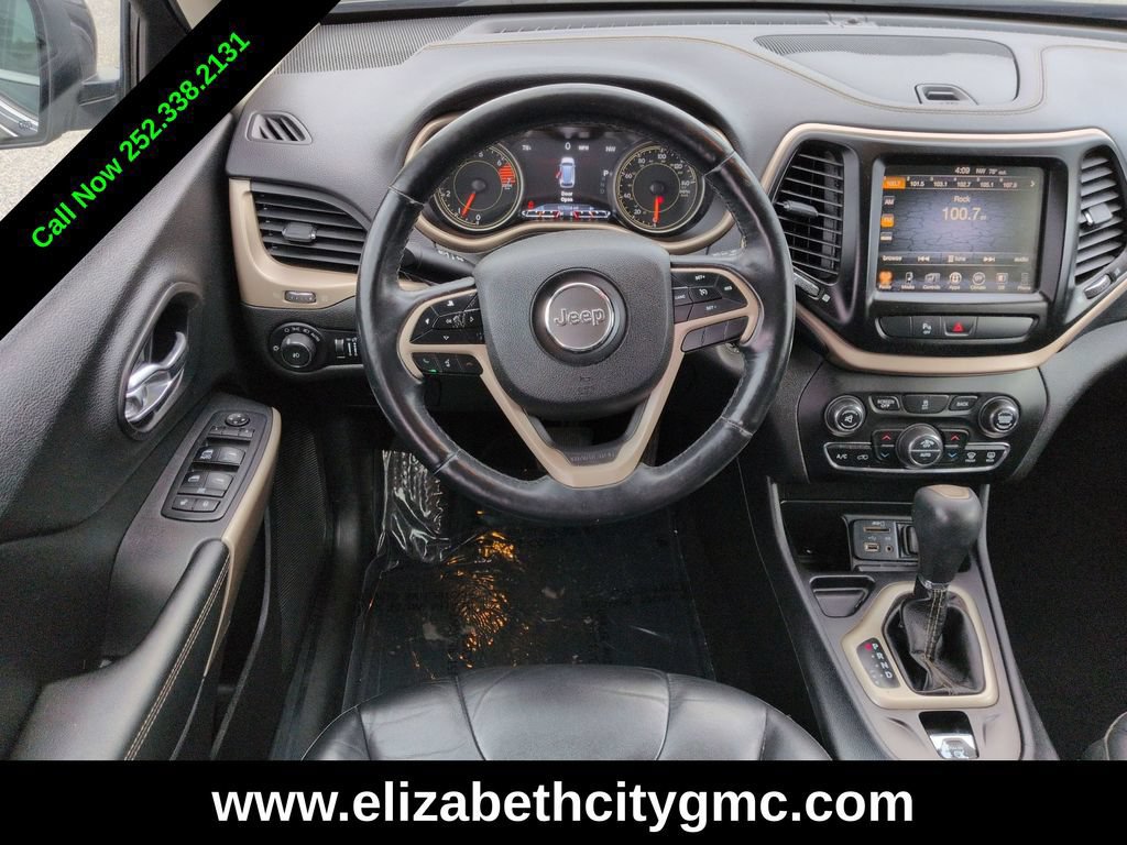 Used 2018 Jeep Cherokee Limited FWD image 18