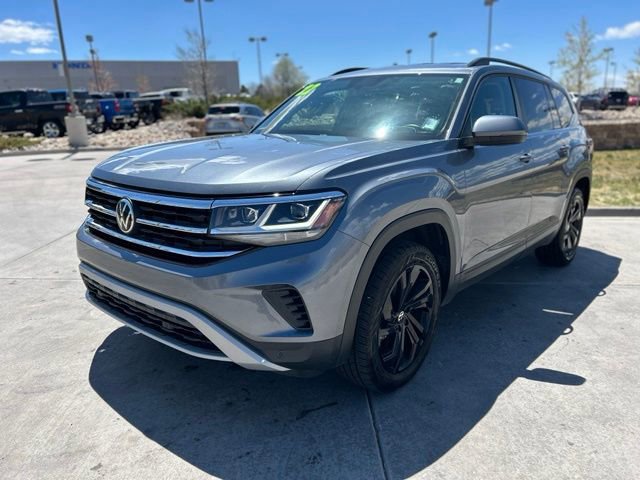Used 2022 Volkswagen Atlas SE AWD/4WD image 3