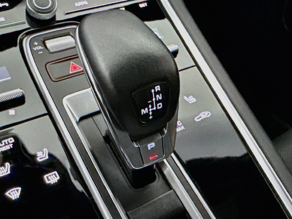 Certified 2023 Porsche Panamera Turbo S AWD/4WD image 21