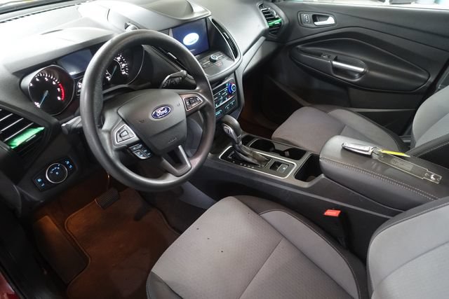 Used 2019 Ford Escape SE FWD image 10