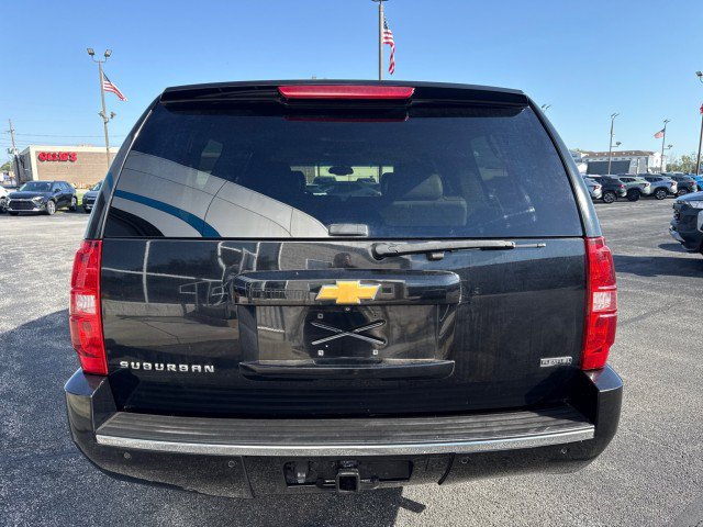 Used 2012 Chevrolet Suburban LTZ AWD/4WD image 4