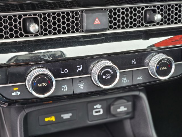Certified 2024 Honda Civic EX-L image 18