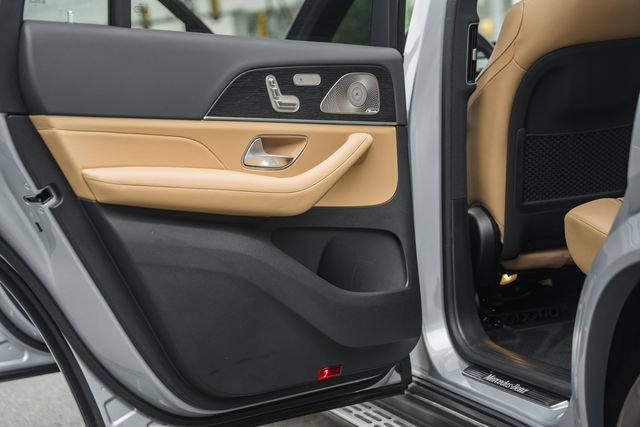 Certified 2025 Mercedes-Benz GLS 450 4MATIC image 41