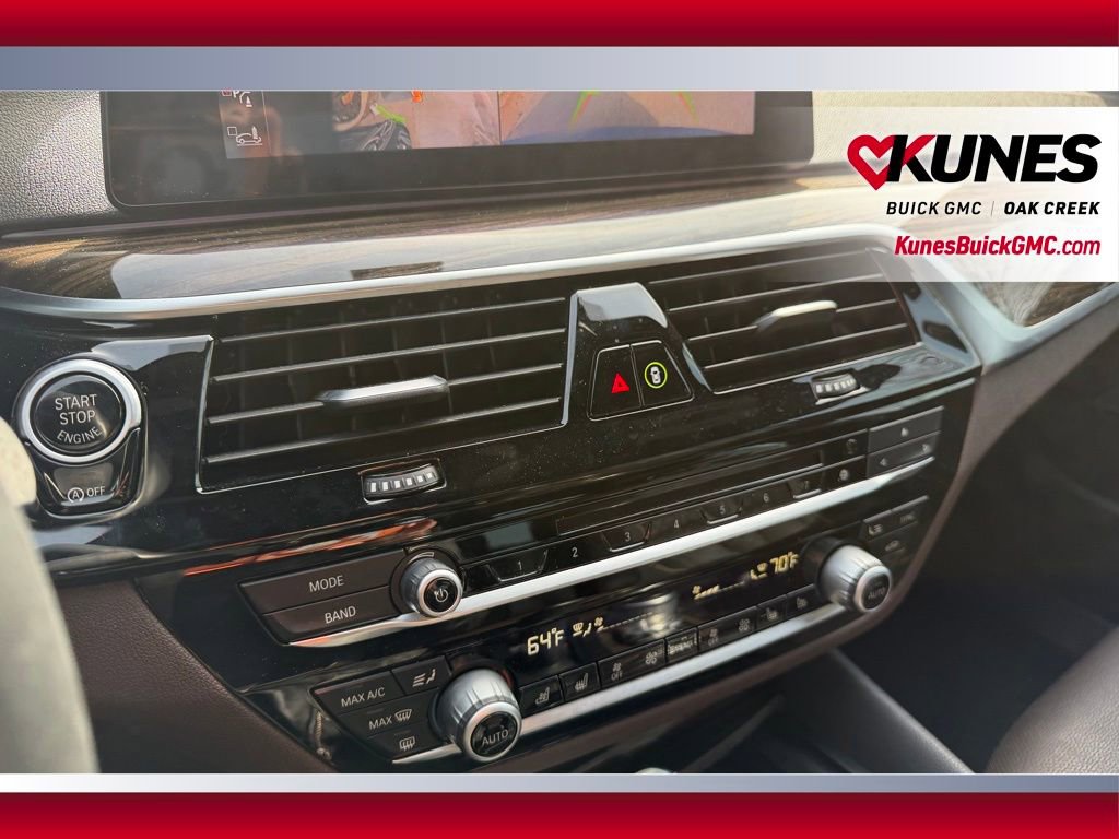 Used 2019 BMW 540i xDrive w/ Executive Package image 18