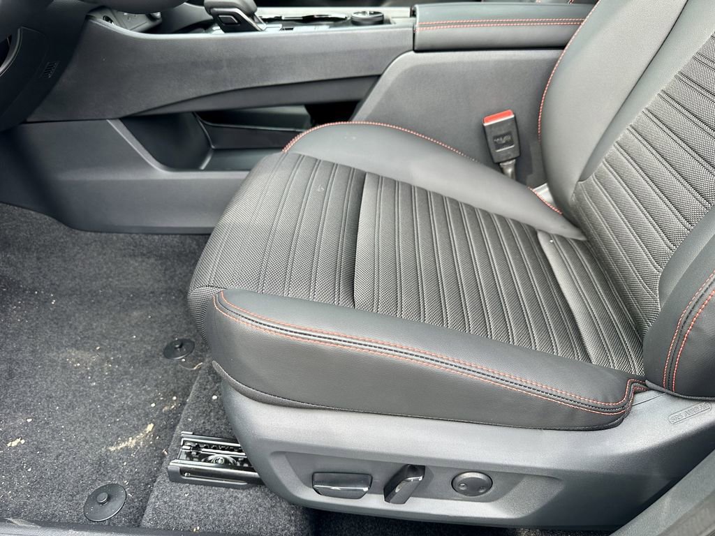 New 2026 Nissan Rogue SV image 29