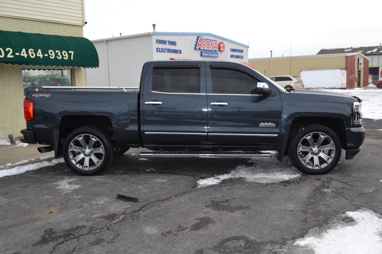 Used 2017 Chevrolet Silverado 1500 High Country image 11