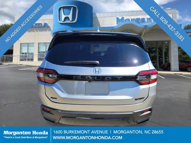 New 2026 Honda Pilot Sport image 5