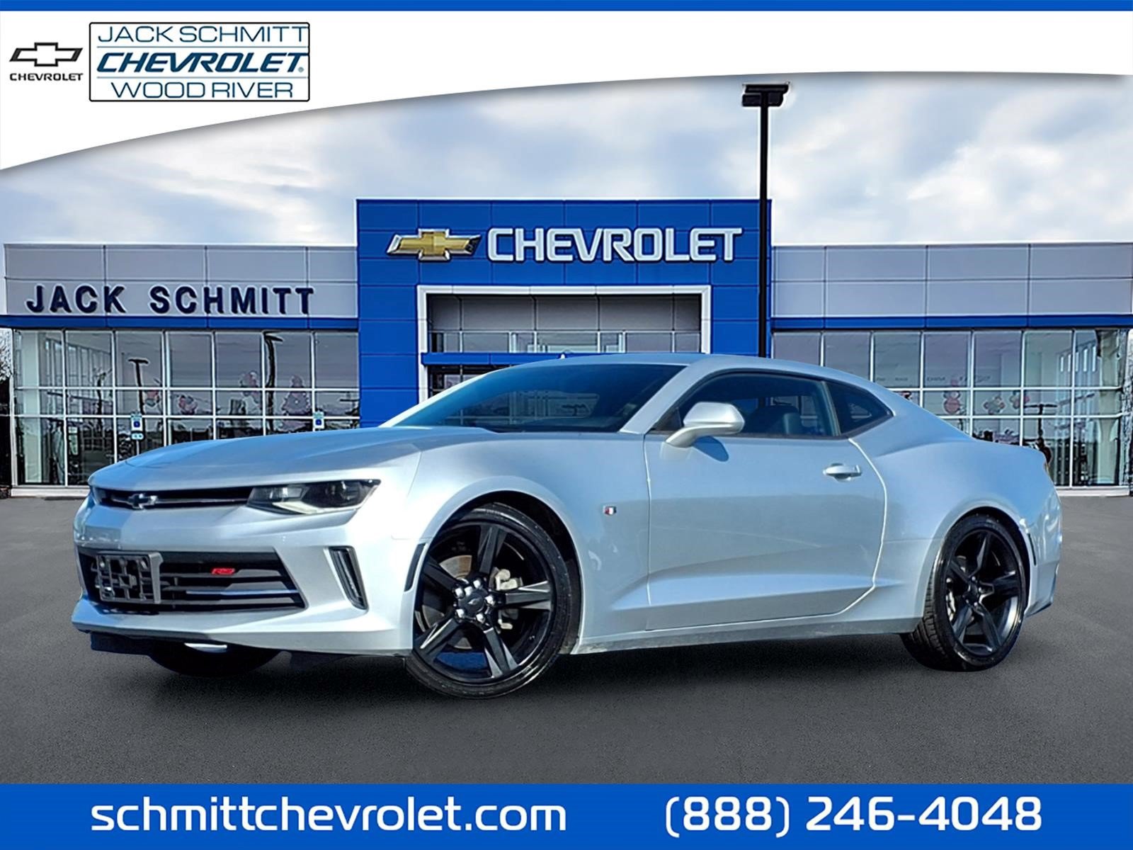 Used 2018 Chevrolet Camaro LT RWD image 1