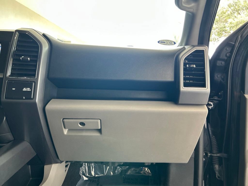 Used 2019 Ford F150 XLT w/ Equipment Group 302A Luxury AWD/4WD image 27