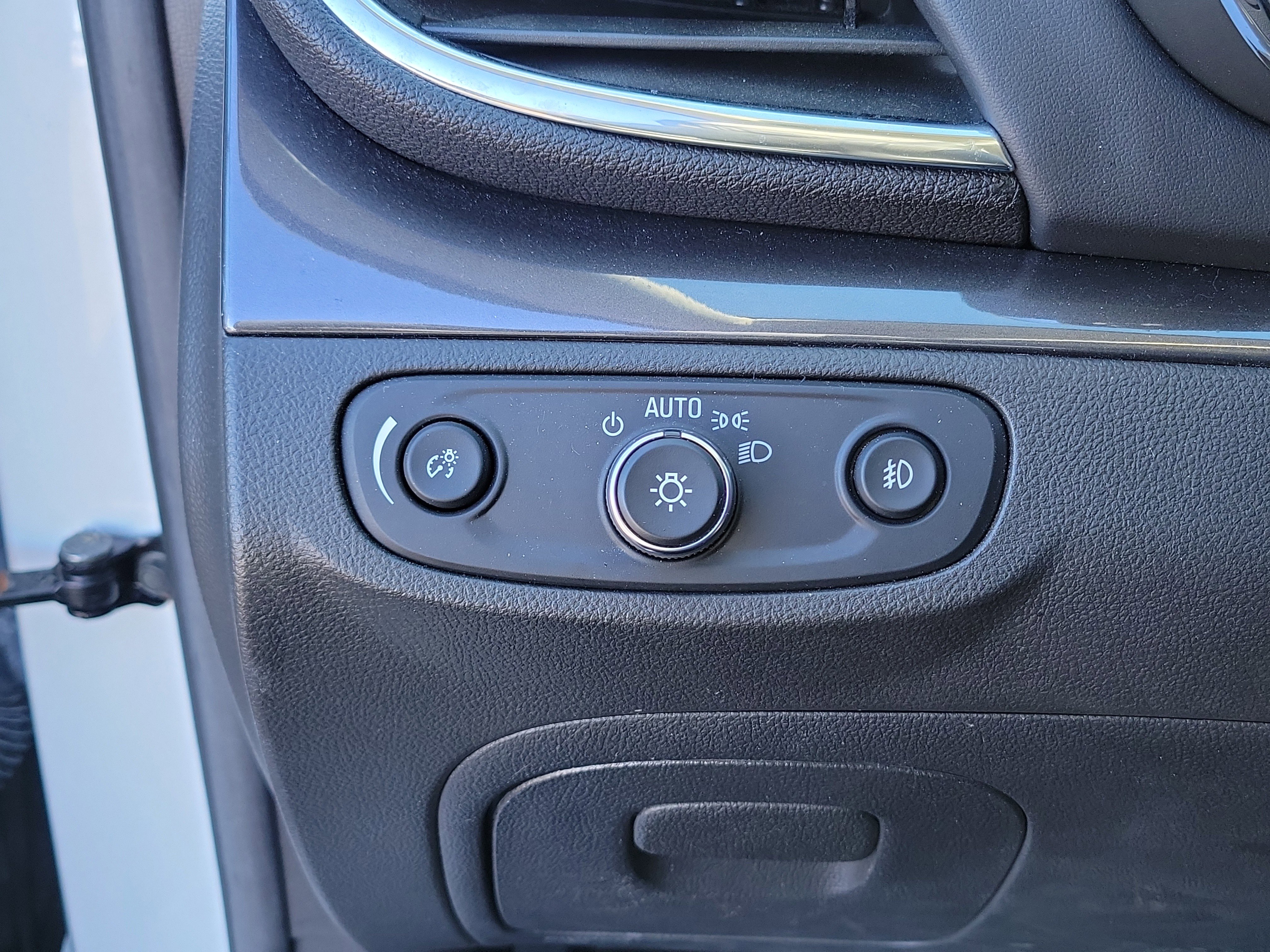 Used 2017 Buick Encore Preferred image 22