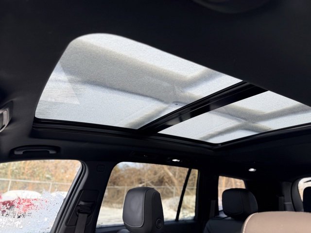 Certified 2023 Cadillac XT6 Premium Luxury w/ Technology Package image 19