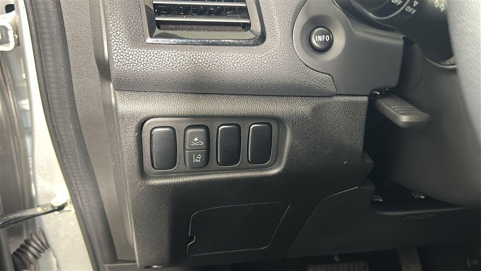 Used 2023 Mitsubishi Outlander Sport LE AWD/4WD image 19