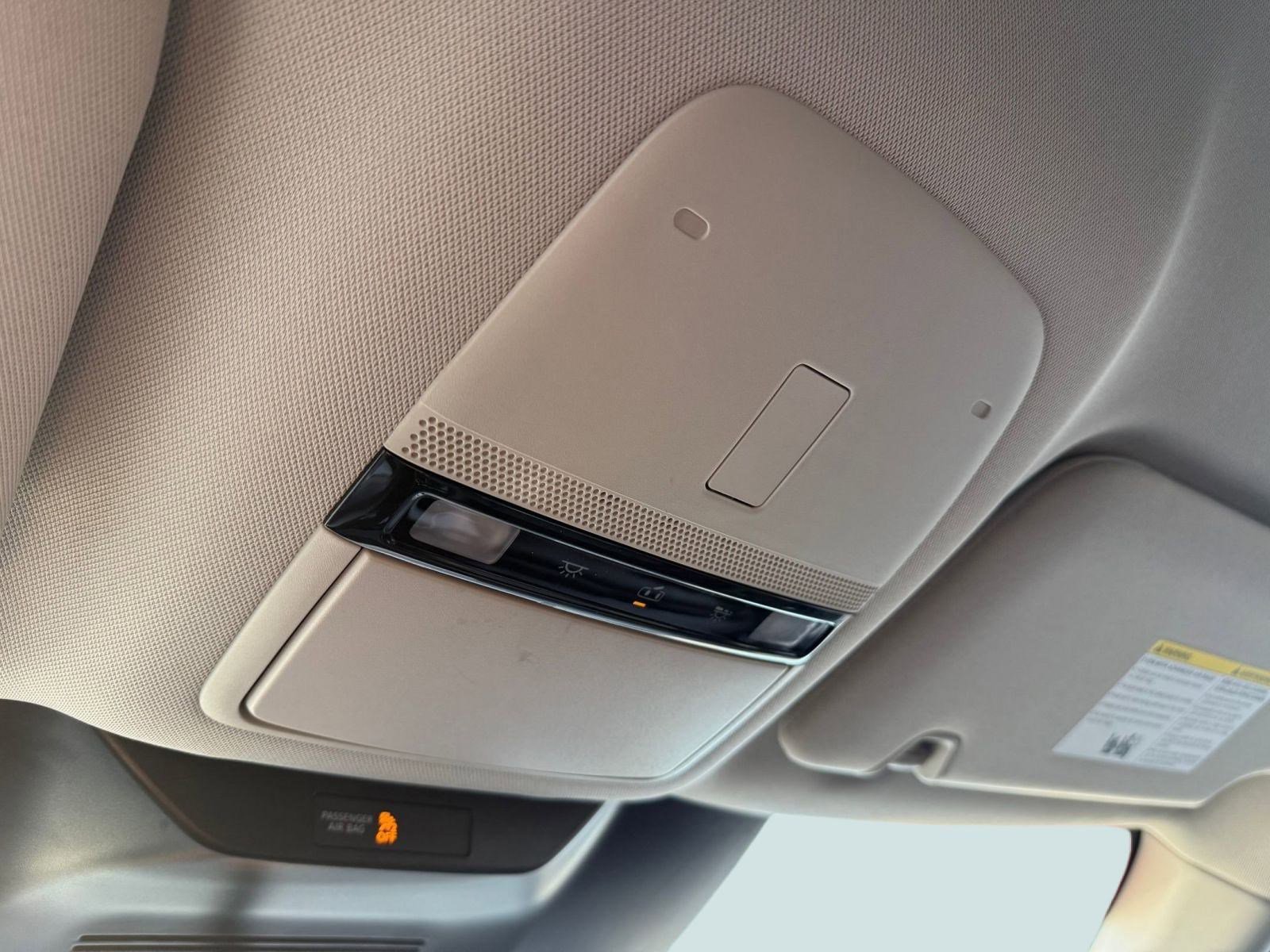 Certified 2025 Nissan Murano SV image 28