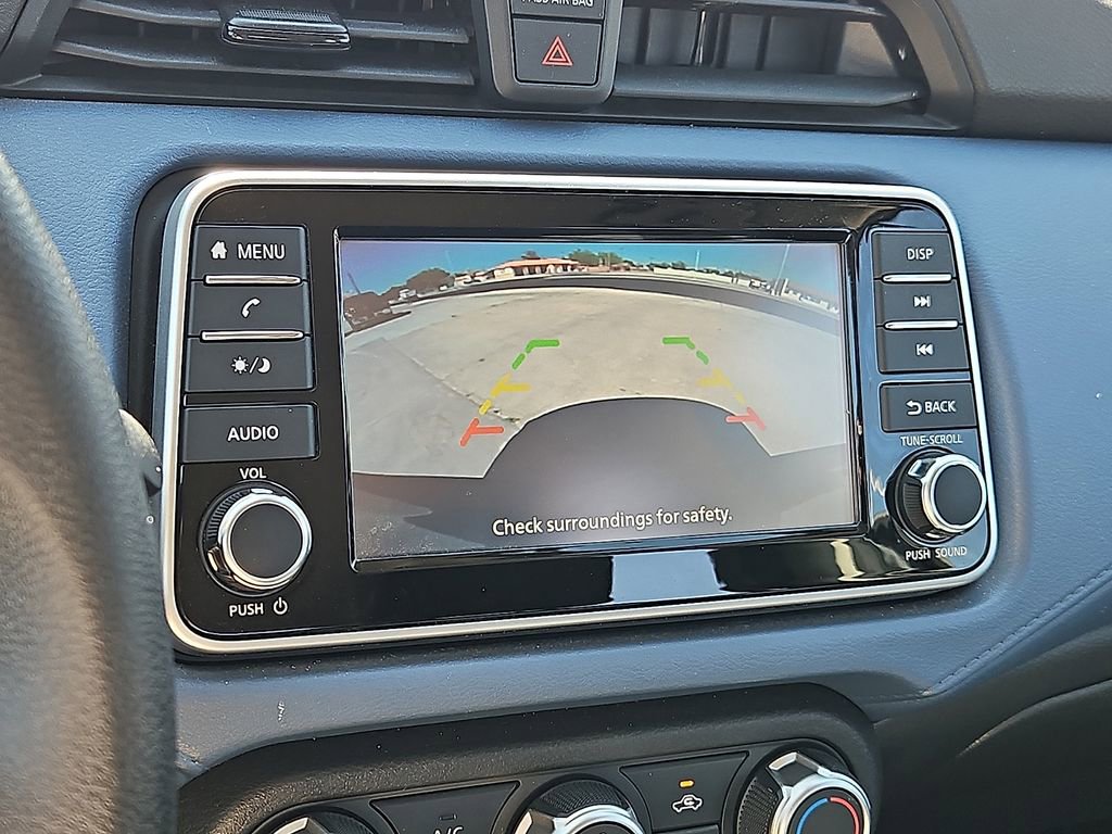 Used 2025 Nissan Versa SV FWD image 16