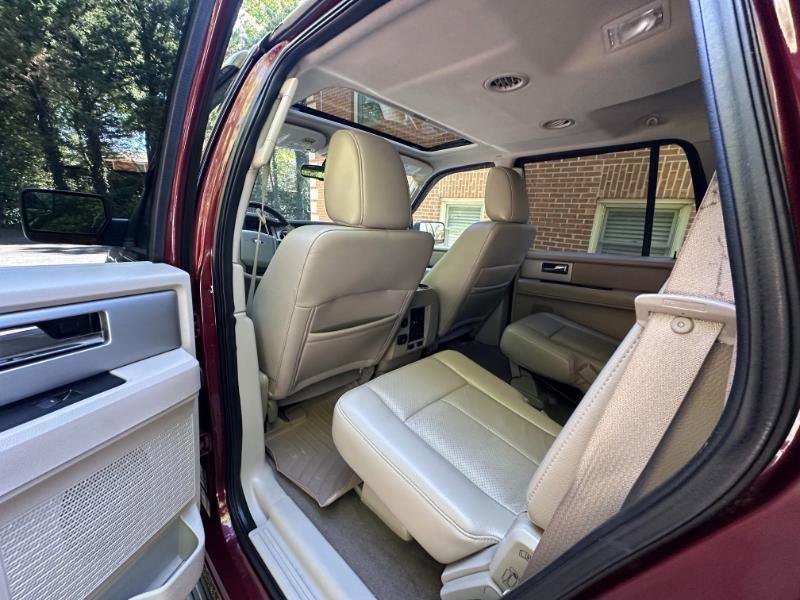Used 2012 Ford Expedition Limited RWD image 21