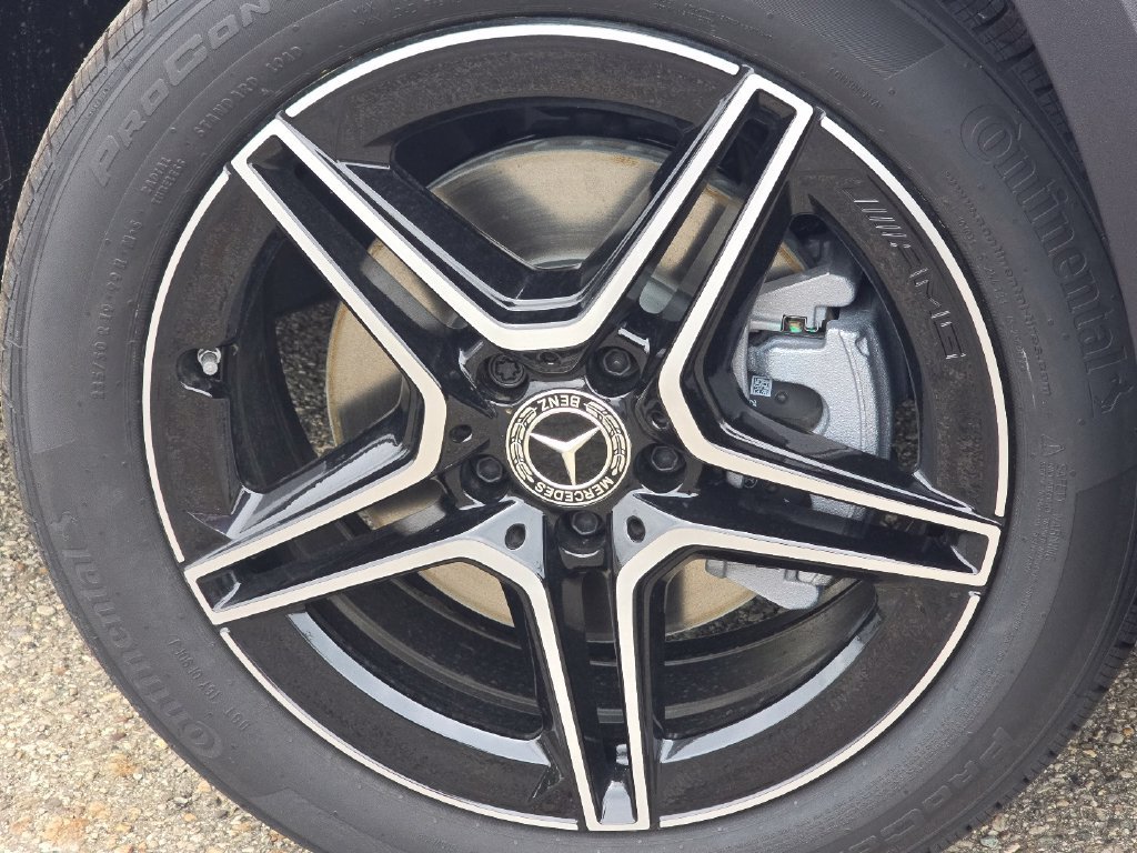 New 2026 Mercedes-Benz GLB 250 4MATIC image 10