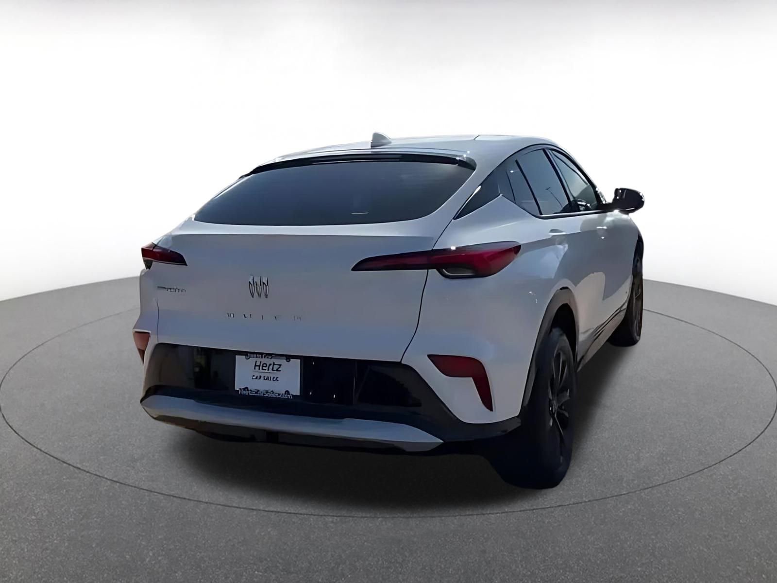 Used 2025 Buick Envista Sport Touring image 14