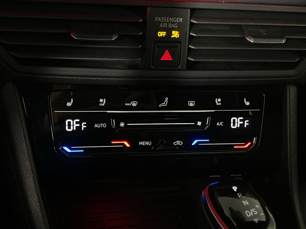 Used 2025 Volkswagen Jetta GLI Autobahn image 19