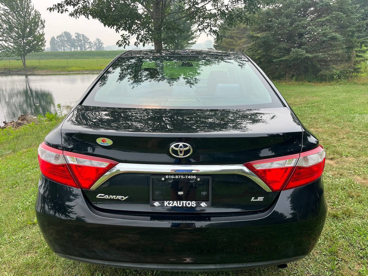Used 2016 Toyota Camry LE FWD image 9