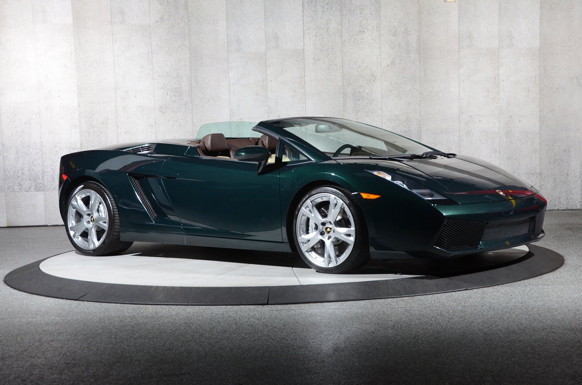 Used 2008 Lamborghini Gallardo Spyder AWD/4WD image 4