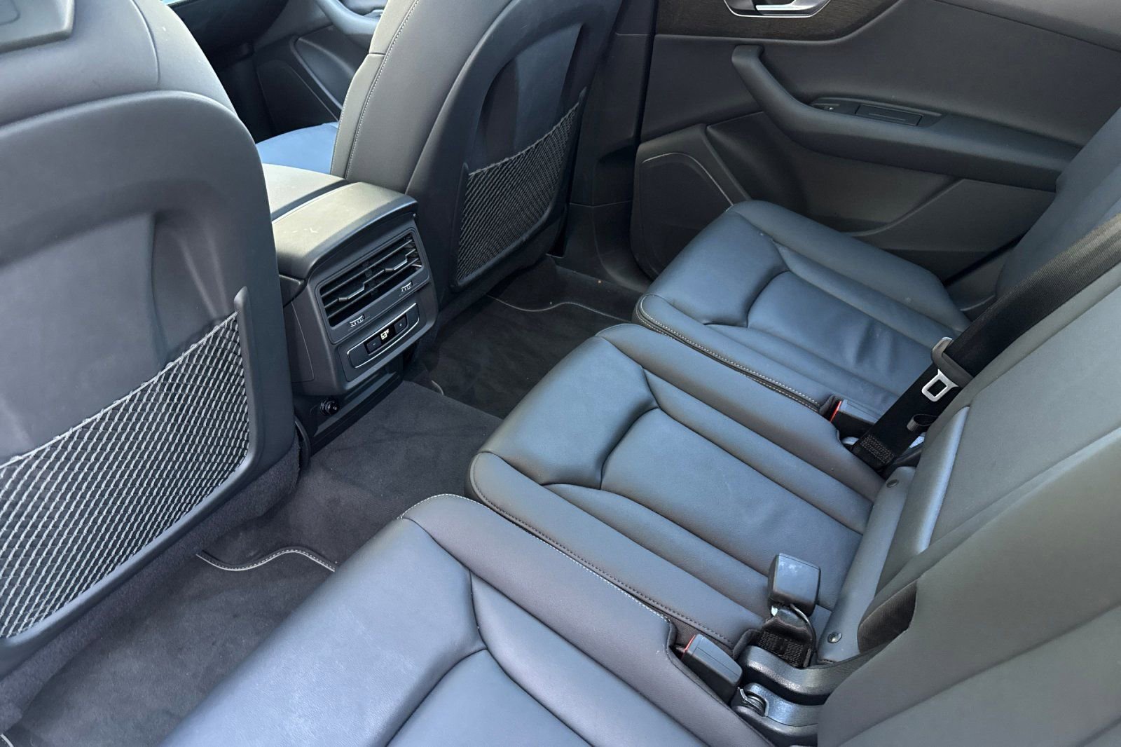 Used 2025 Audi Q7 3.0T Premium w/ Convenience Package image 9