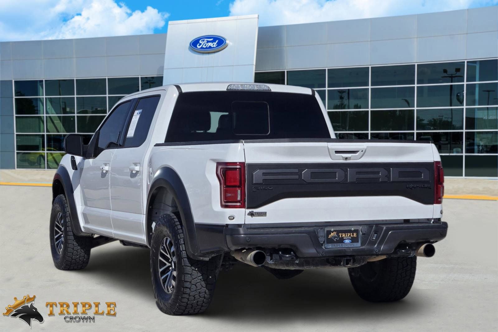 Used 2020 Ford F150 Raptor w/ Equipment Group 802A Luxury image 4