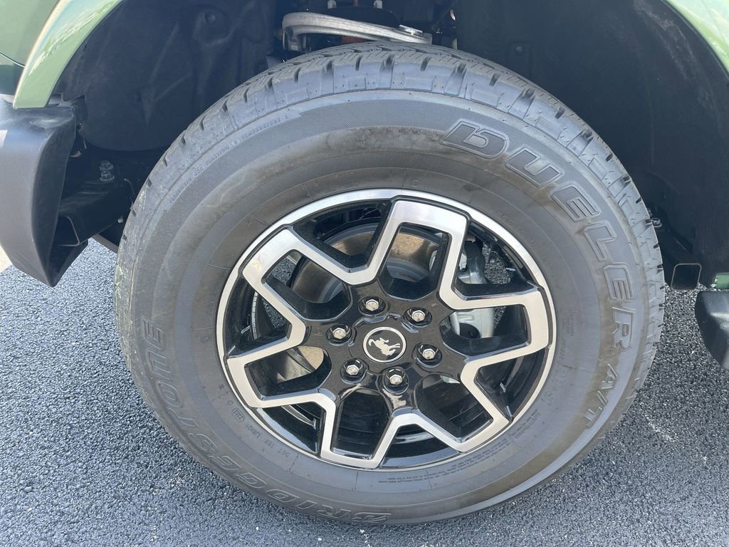 Used 2024 Ford Bronco Outer Banks image 10