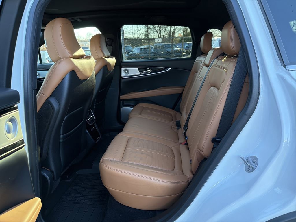 Certified 2022 Lincoln Nautilus Black Label image 13