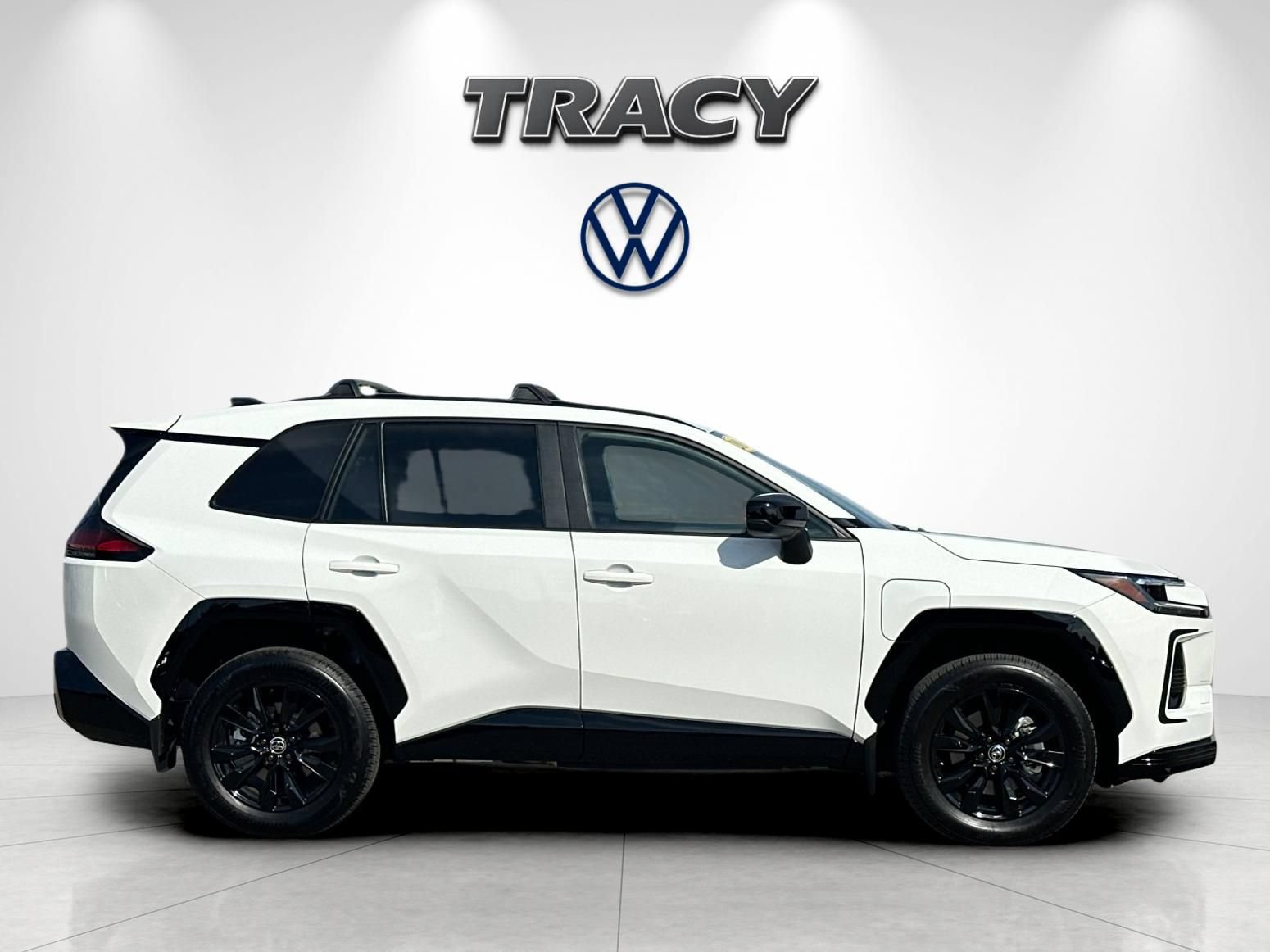 Used 2026 Toyota RAV4 SE w/ Convenience Package AWD/4WD image 3