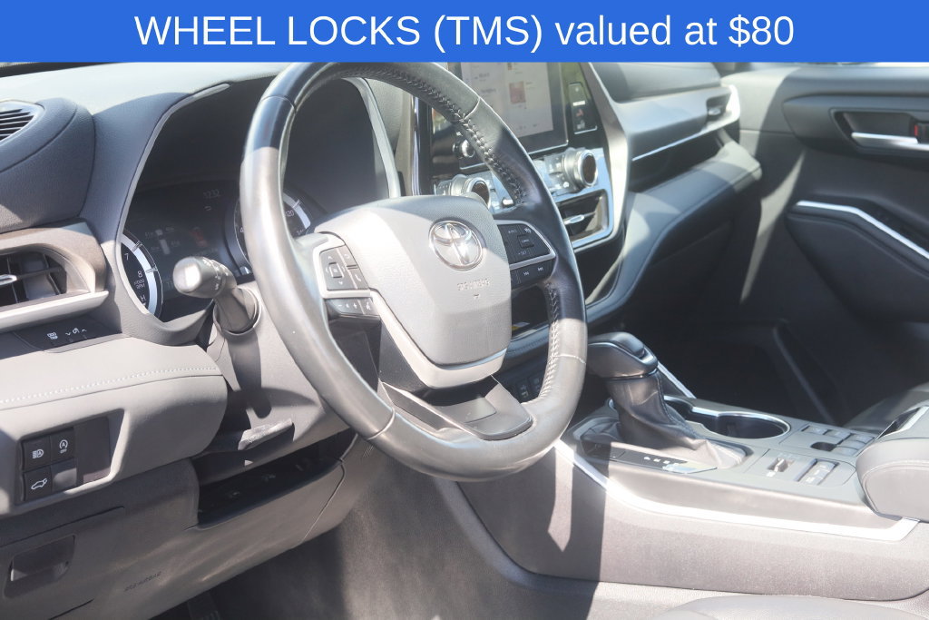 Used 2023 Toyota Highlander XLE AWD/4WD image 6