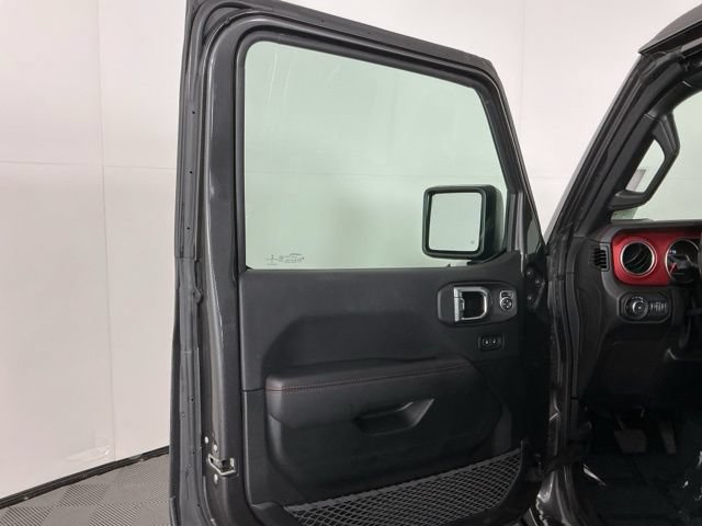 Used 2022 Jeep Wrangler Unlimited Rubicon AWD/4WD image 12