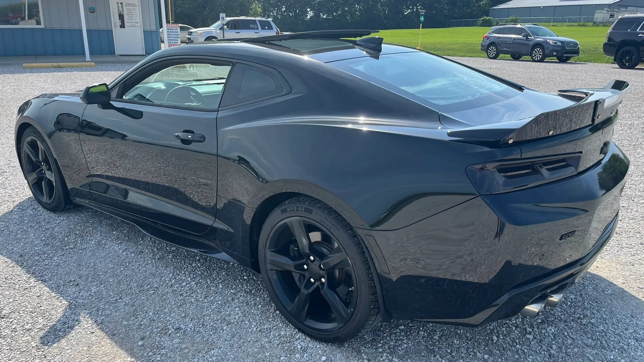 Used 2016 Chevrolet Camaro SS RWD image 5