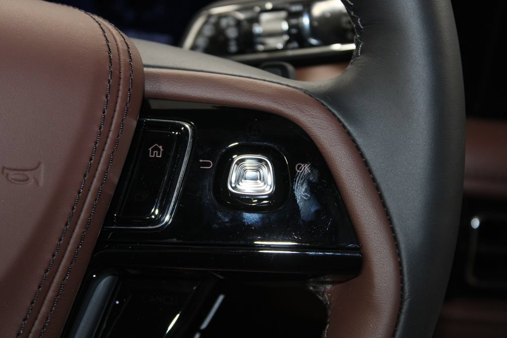 New 2026 Lincoln Aviator Reserve AWD/4WD image 40
