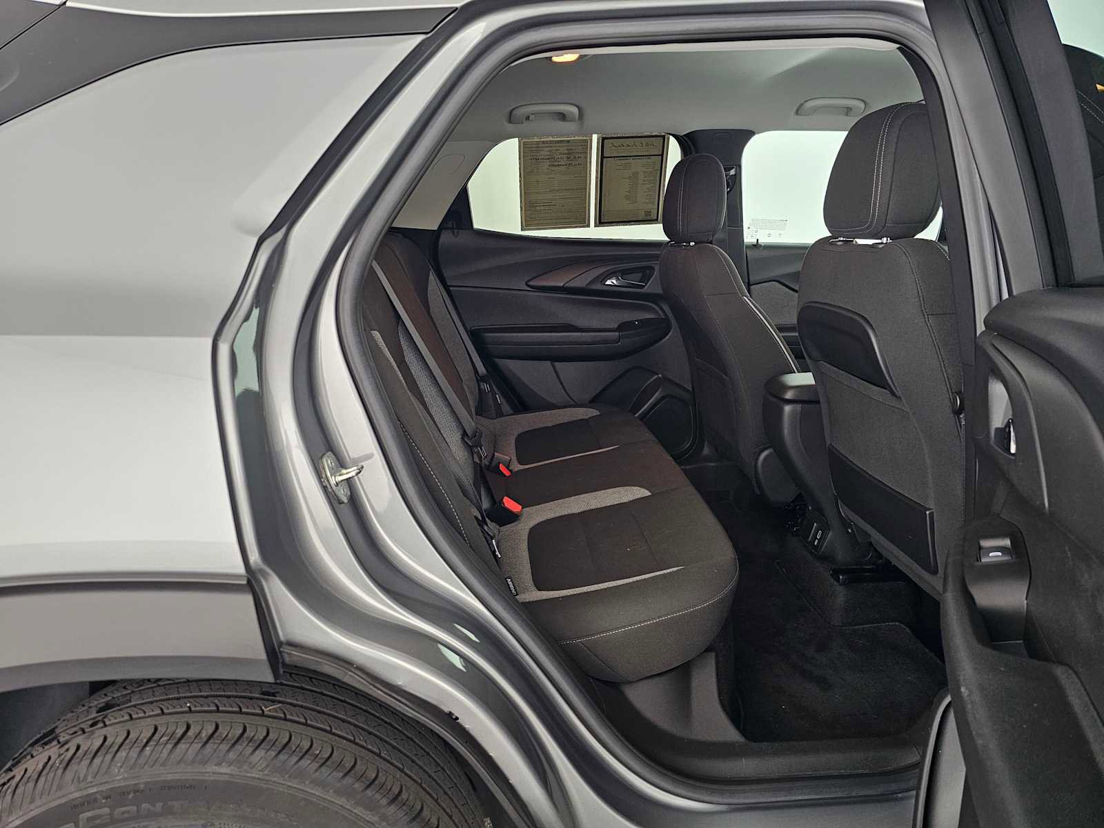 Used 2023 Chevrolet TrailBlazer LT w/ Convenience Package image 12