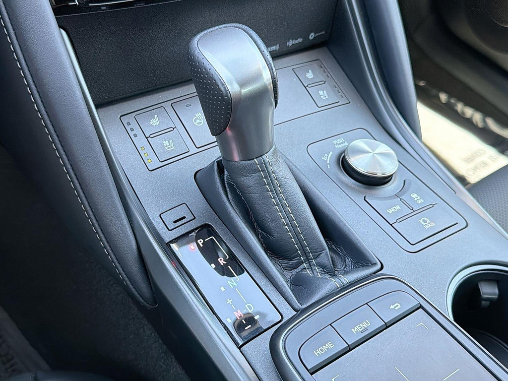 Used 2024 Lexus IS 350 F Sport RWD image 13