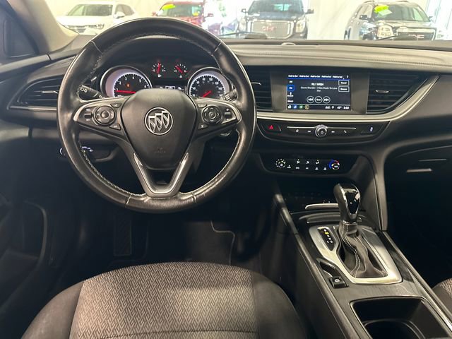 Used 2019 Buick Regal Preferred image 18