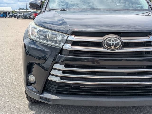 Used 2018 Toyota Highlander Limited FWD image 10