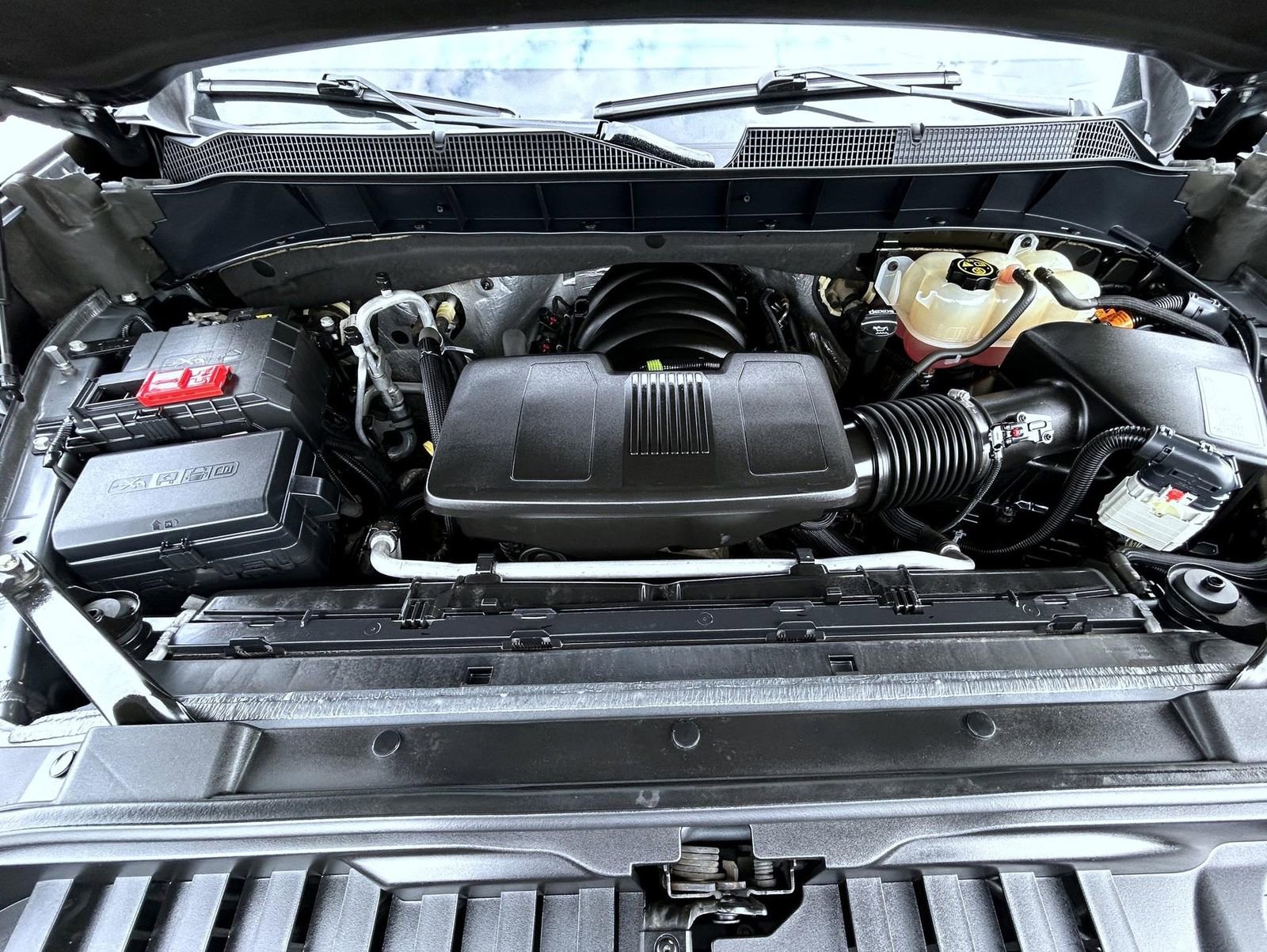 Certified 2019 Chevrolet Silverado 1500 High Country w/ High Country Premium Package AWD/4WD image 24
