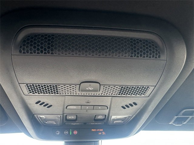 Used 2024 Cadillac XT6 Premium Luxury image 29