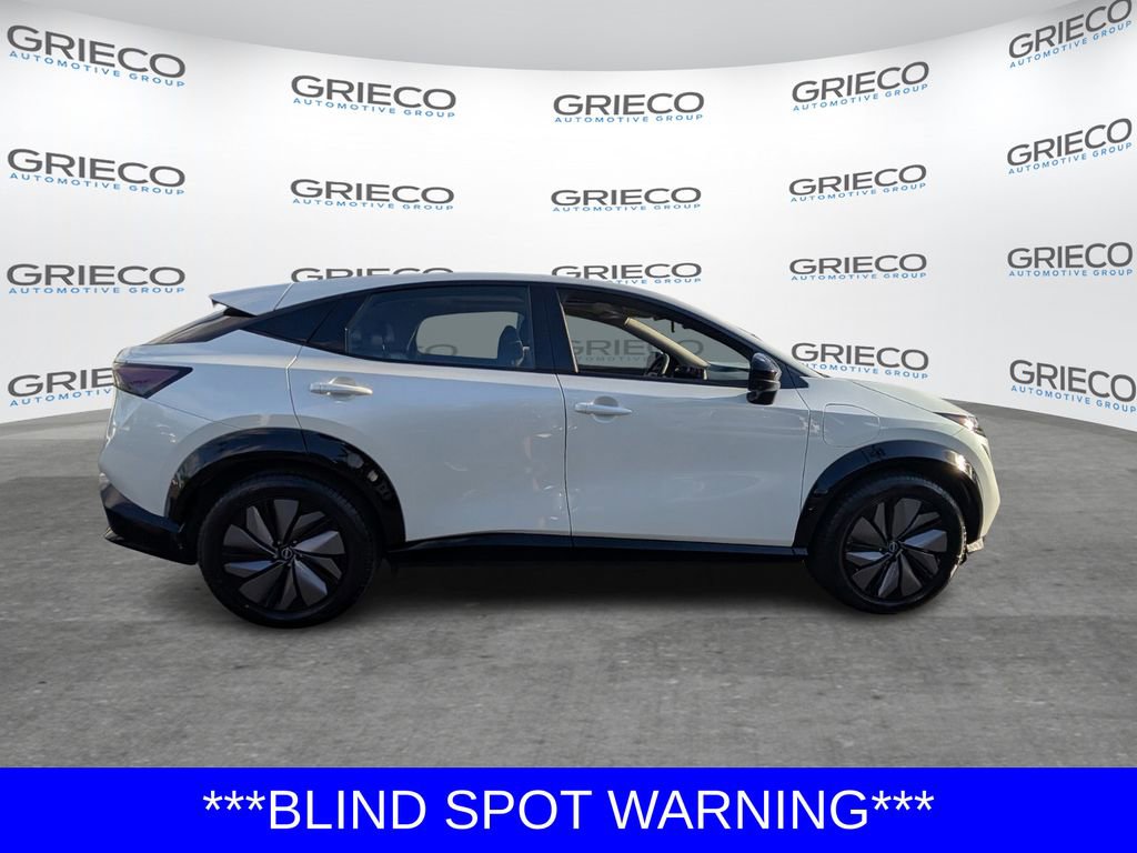 Used 2024 Nissan Ariya AWD image 8