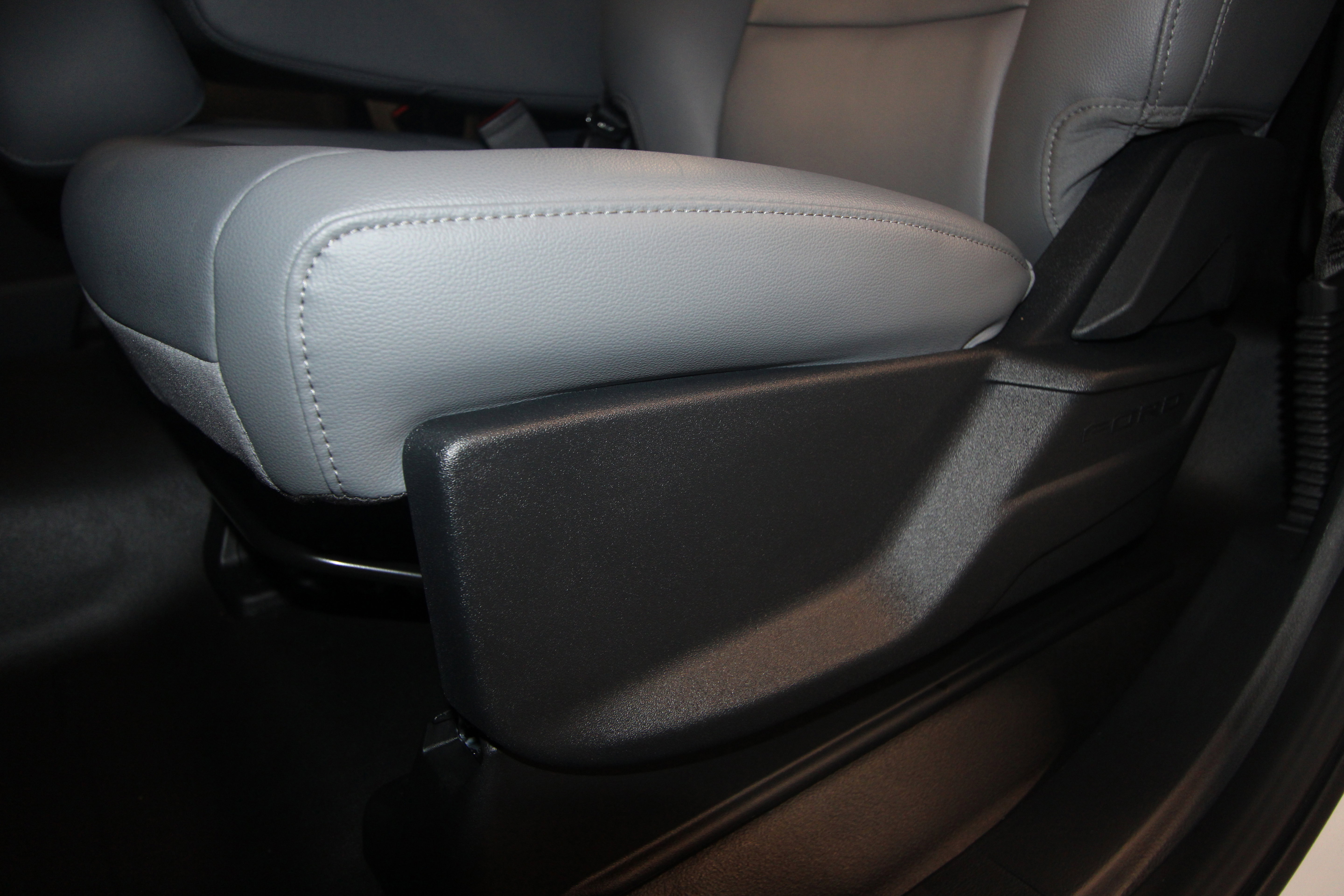 New 2025 Ford F150 XL w/ Equipment Group 103A High image 6