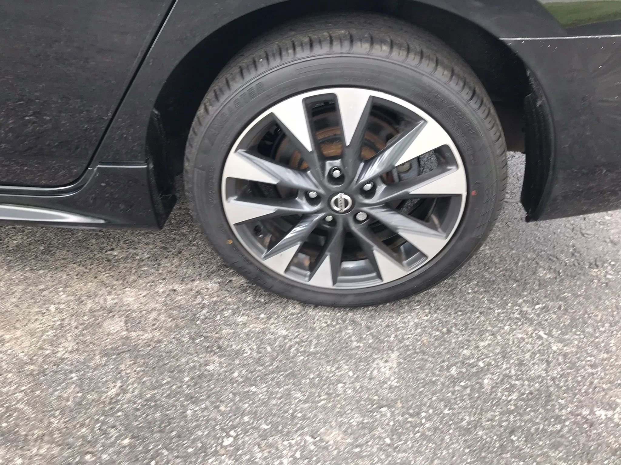 Used 2019 Nissan Sentra SR FWD image 39