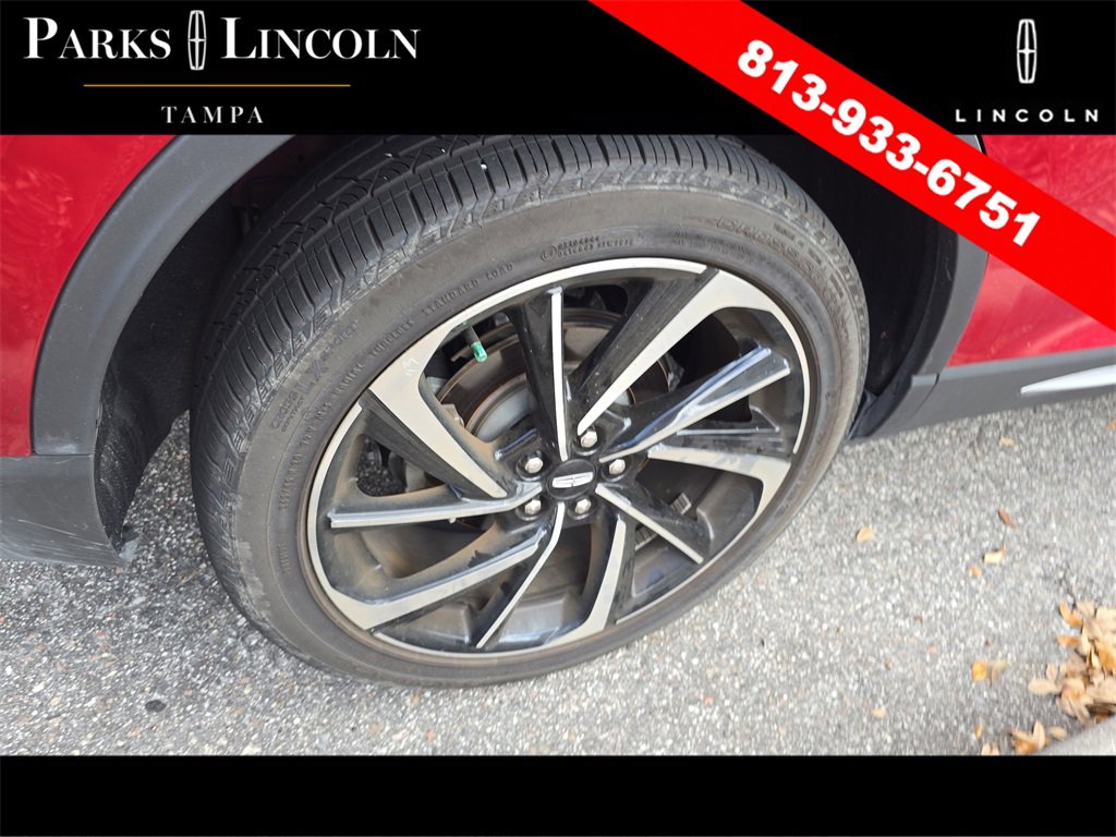 Used 2025 Lincoln Corsair Reserve image 15