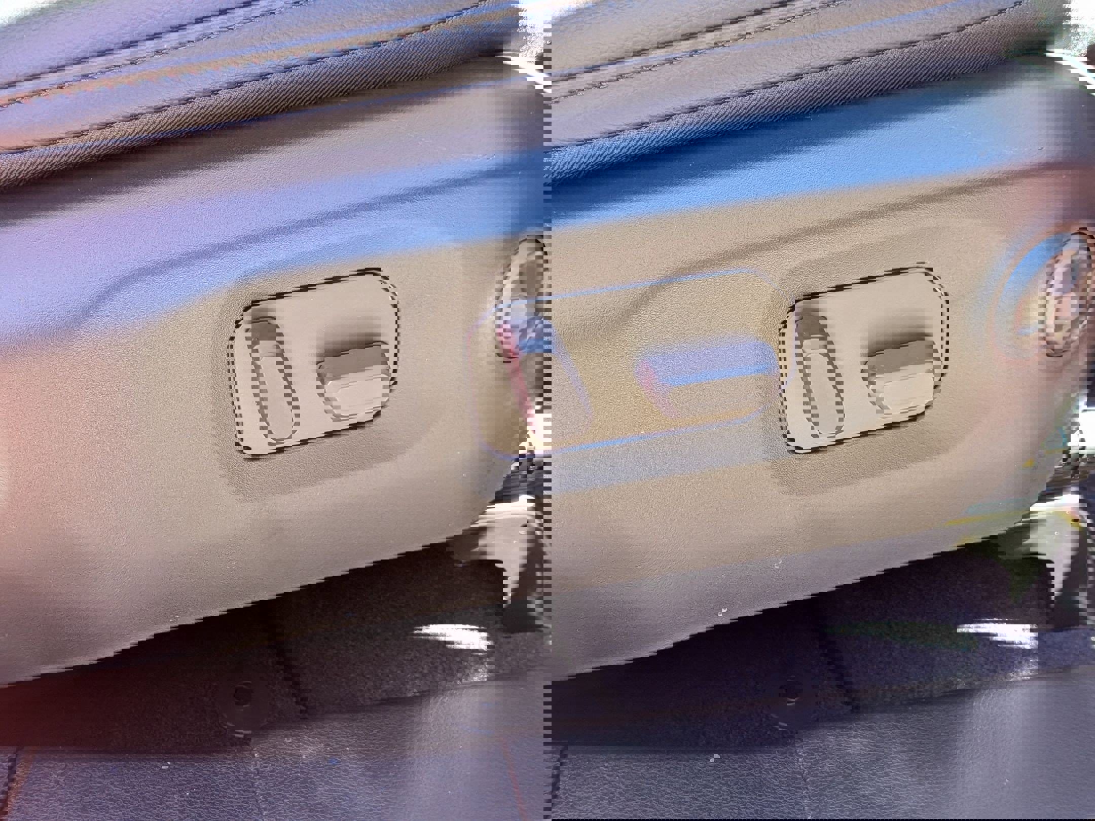 New 2025 Jeep Gladiator Sport image 28