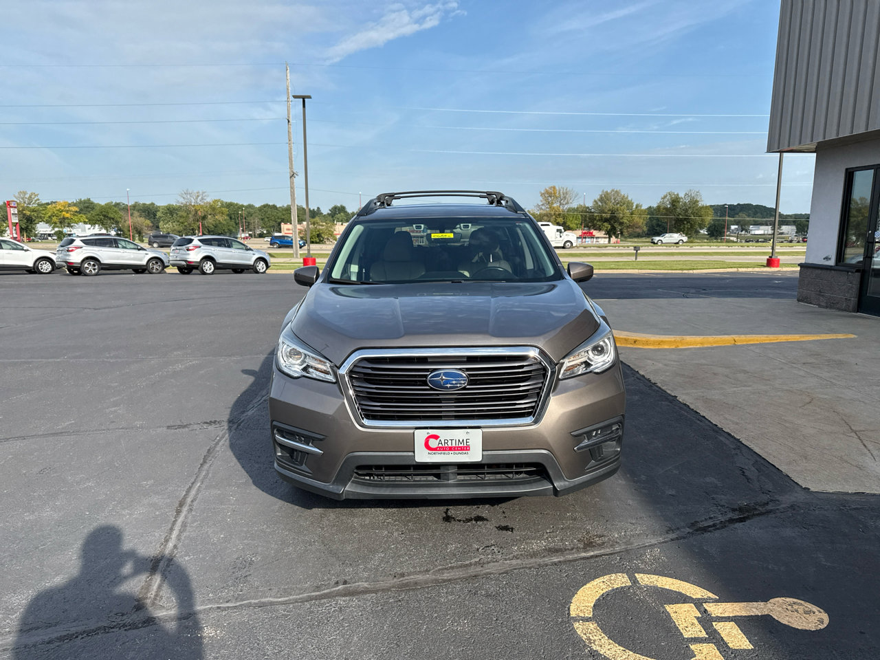 Used 2022 Subaru Ascent Premium w/ Convenience Package image 3