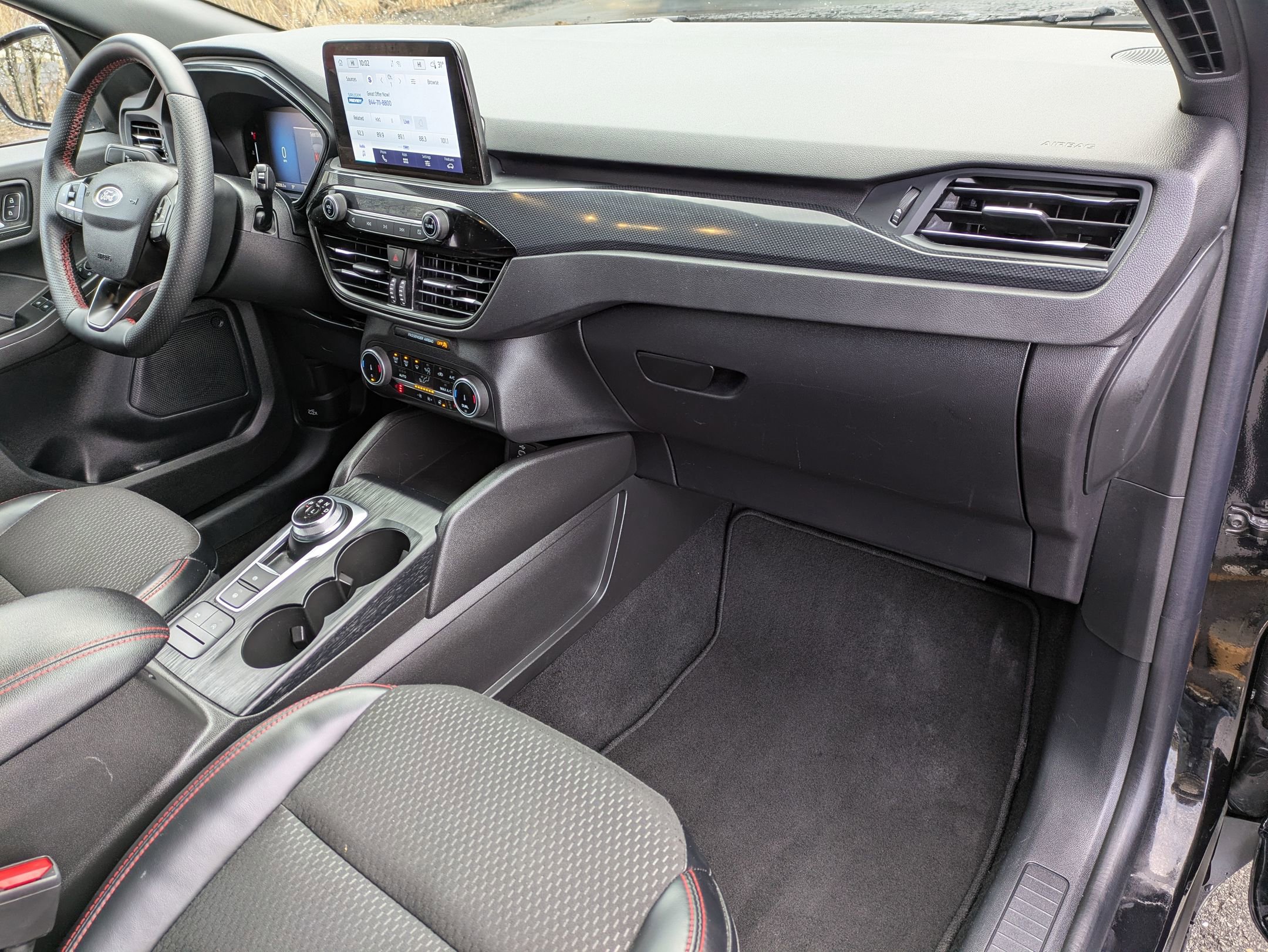 Certified 2025 Ford Escape ST-Line Select AWD/4WD image 22