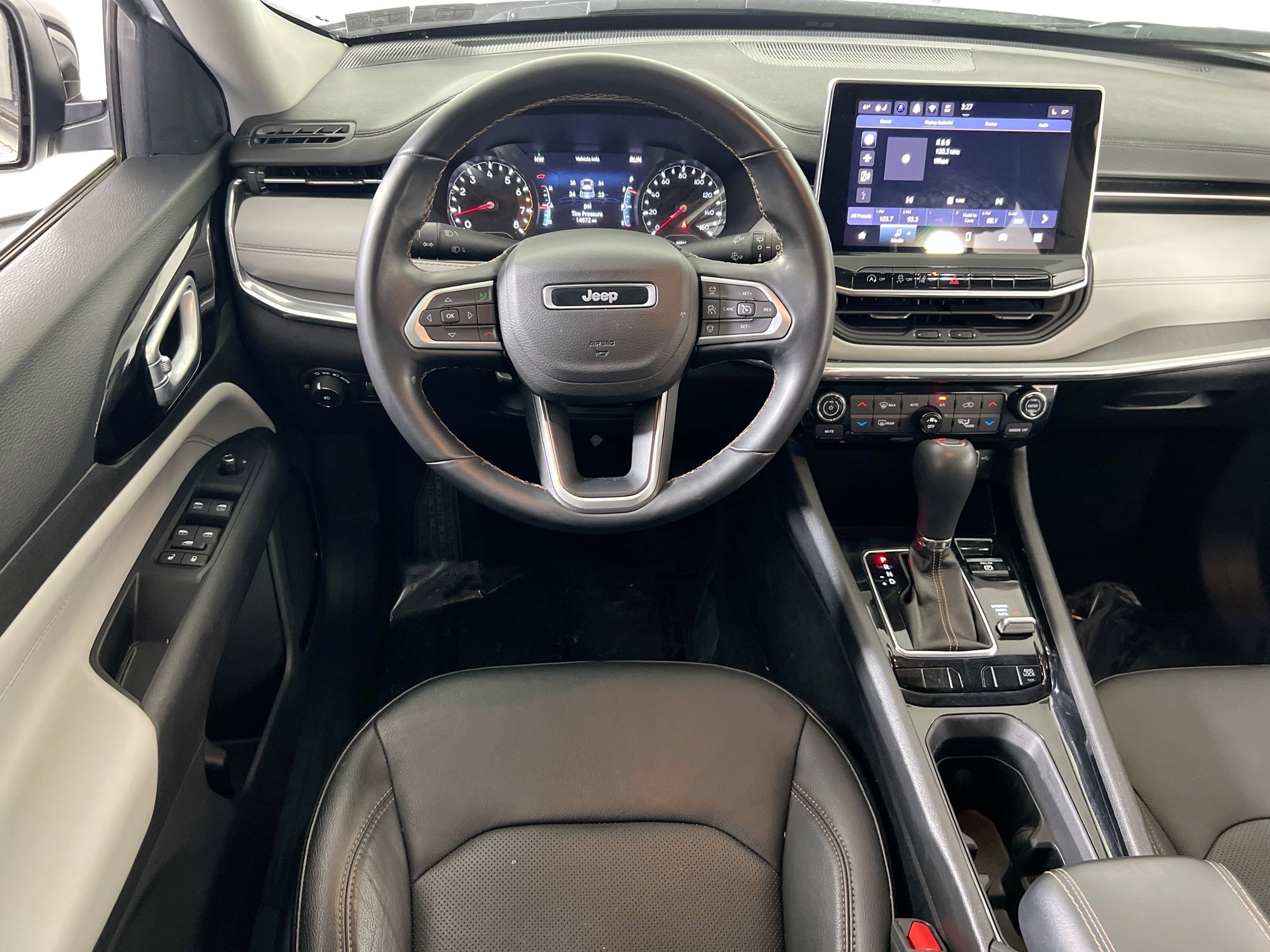 Used 2022 Jeep Compass Limited image 19